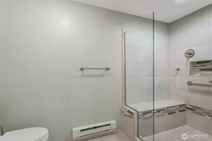 4006 S 222nd Pl, Kent, WA 98032 - Photo 11