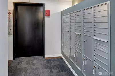 300 10th Avenue #B205, Seattle, WA 98122 - Photo 17