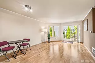 6960 California Ave SW, Seattle, WA 98126 - Photo 9