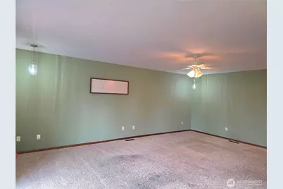 180 Scenic View Dr, Longview, WA 98632 - Photo 9