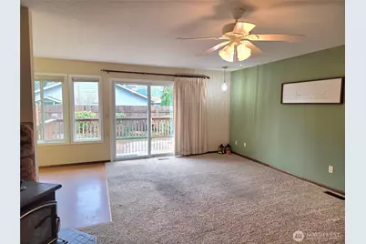 180 Scenic View Dr, Longview, WA 98632 - Photo 15