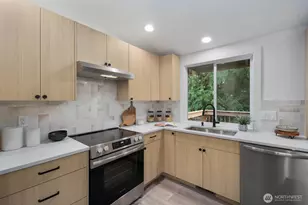 14151 91st Ct NE, Kirkland, WA 98034 - Photo 19