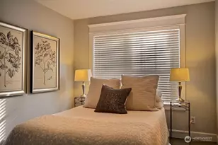 2310 10th Ave E, Seattle, WA 98102 - Photo 11