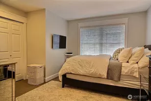 2310 10th Ave E, Seattle, WA 98102 - Photo 17