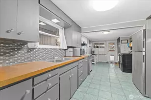 3610 Bennett Dr, Bellingham, WA 98225 - Photo 9