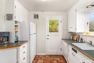 1947 34th Ave W, Seattle, WA 98199 - Photo 13