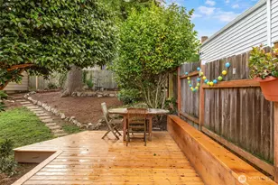 1947 34th Ave W, Seattle, WA 98199 - Photo 3