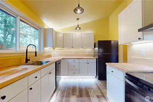 21246 15th Ave S, Des Moines, WA 98198 - Photo 11