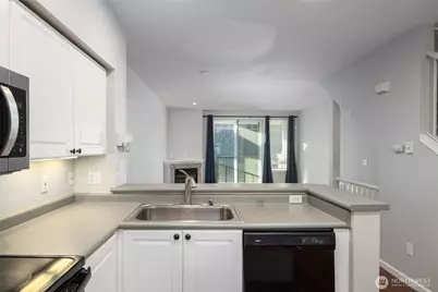 16125 Juanita-Woodinville Way NE #805, Bothell, WA 98011 - Photo 17