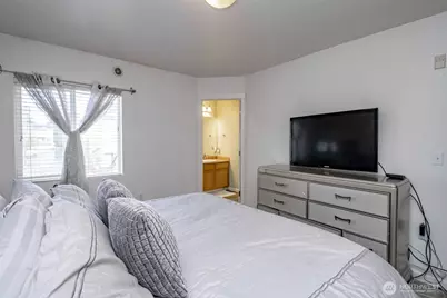 5305 Military Rd E #A, Tacoma, WA 98446 - Photo 25