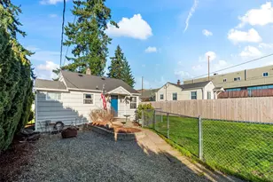 1022 Sheridan Rd, Bremerton, WA 98310 - Photo 3
