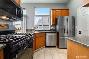 3263 Lois Ln, Enumclaw, WA 98022 - Photo 9