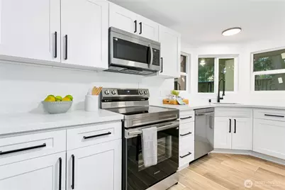 8021 NE Eglon Road, Kingston, WA 98346 - Photo 9