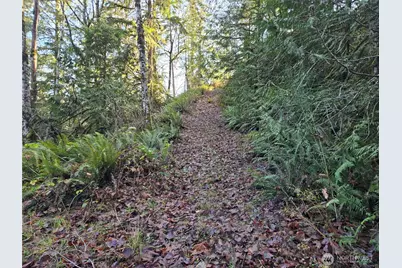 2 Xxx Sand Dollar Road W, Bremerton, WA 98312 - Photo 17
