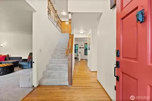 6121 Gold Ct SW, Tumwater, WA 98512 - Photo 3