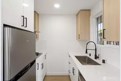 15124 Washington Avenue SW, Lakewood, WA 98498 - Photo 11