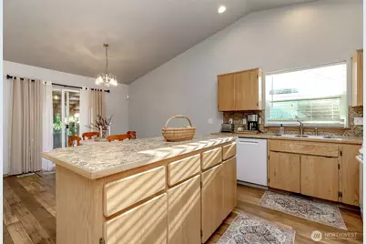 20119 86th Avenue Ct E, Spanaway, WA 98387 - Photo 9