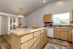 20119 86th Ave Ct E, Spanaway, WA 98387 - Photo 7