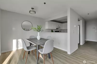 28610 16th Avenue S #303, Federal Way, WA 98003 - Photo 11