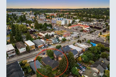 921 N 85th Street, Seattle, WA 98103 - Photo 25