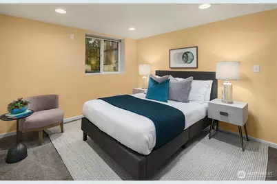 921 N 85th Street, Seattle, WA 98103 - Photo 7