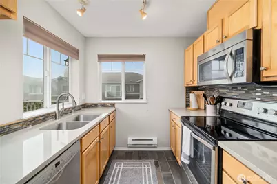 6120 Isaac Avenue SE #C4, Auburn, WA 98092 - Photo 11