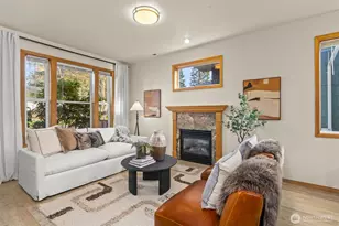 2008 Monroe Ave, Everett, WA 98203 - Photo 3