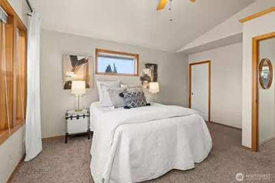 2008 Monroe Avenue, Everett, WA 98203 - Photo 17