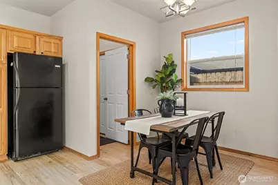 2008 Monroe Avenue, Everett, WA 98203 - Photo 11