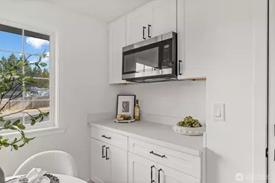 7912 56th Avenue Ct E, Puyallup, WA 98371 - Photo 9