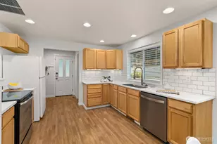 306 N 7th Ave SW, Tumwater, WA 98512 - Photo 5