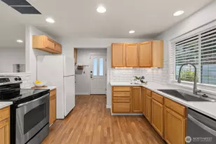 306 N 7th Ave SW, Tumwater, WA 98512 - Photo 7