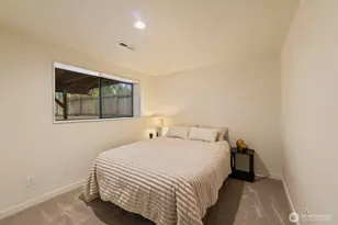 18045 3rd Ave NE, Shoreline, WA 98155 - Photo 35