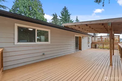 18045 3rd Ave NE, Shoreline, WA 98155 - Photo 13