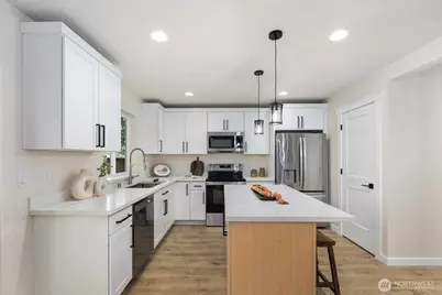 1005 117th Street S, Tacoma, WA 98444 - Photo 7