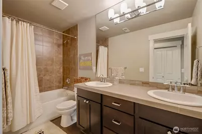 619 Graham Avenue NE, Renton, WA 98059 - Photo 35