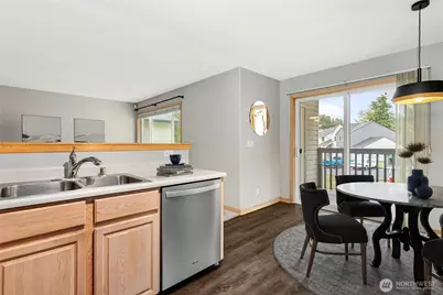 641 W Horton #230, Bellingham, WA 98226 - Photo 9