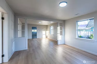 316 Bowlin Avenue NE, Orting, WA 98360 - Photo 9