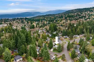 15907 SE 48th Dr, Bellevue, WA 98006 - Photo 39