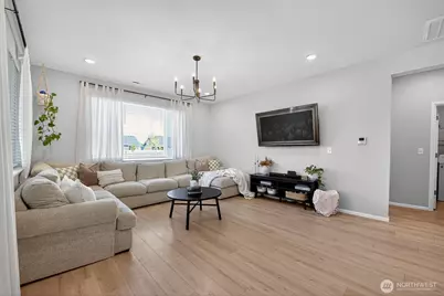 13519 197th St E, Graham, WA 98338 - Photo 3