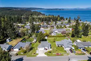 1869 Elhardt St, Camano Island, WA 98282 - Photo 33