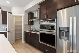 642 SE 12th Pl, North Bend, WA 98045 - Photo 11