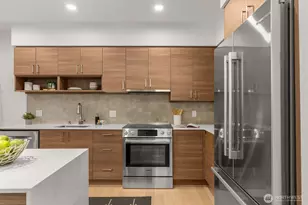 11903 NE 128th St, Kirkland, WA 98034 - Photo 3