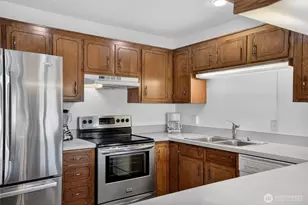 2001 Skyline Way, Anacortes, WA 98221 - Photo 15