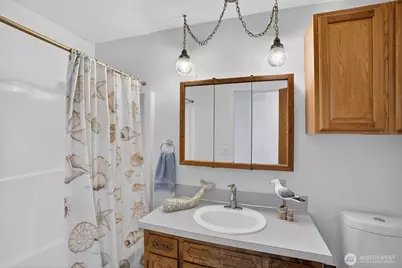 2001 Skyline Way #103, Anacortes, WA 98221 - Photo 13
