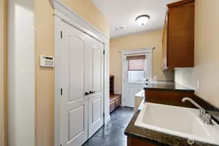 7613 N 10th St, Tacoma, WA 98406 - Photo 37