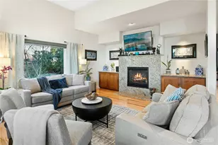 218 S 210th St, Des Moines, WA 98198 - Photo 13