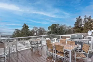 530 W Olympic Pl, Seattle, WA 98119 - Photo 13