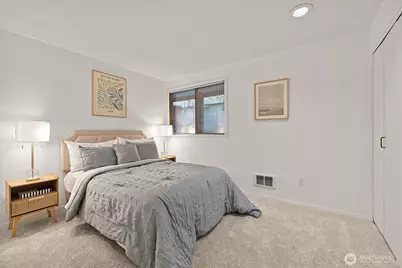 2253 Gilman Drive W #104, Seattle, WA 98119 - Photo 19