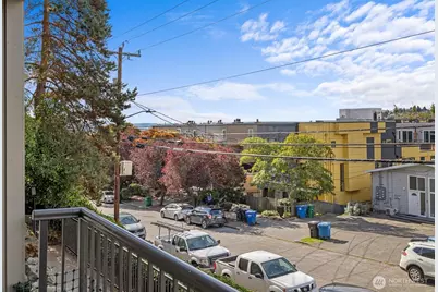 2253 Gilman Drive W #104, Seattle, WA 98119 - Photo 7